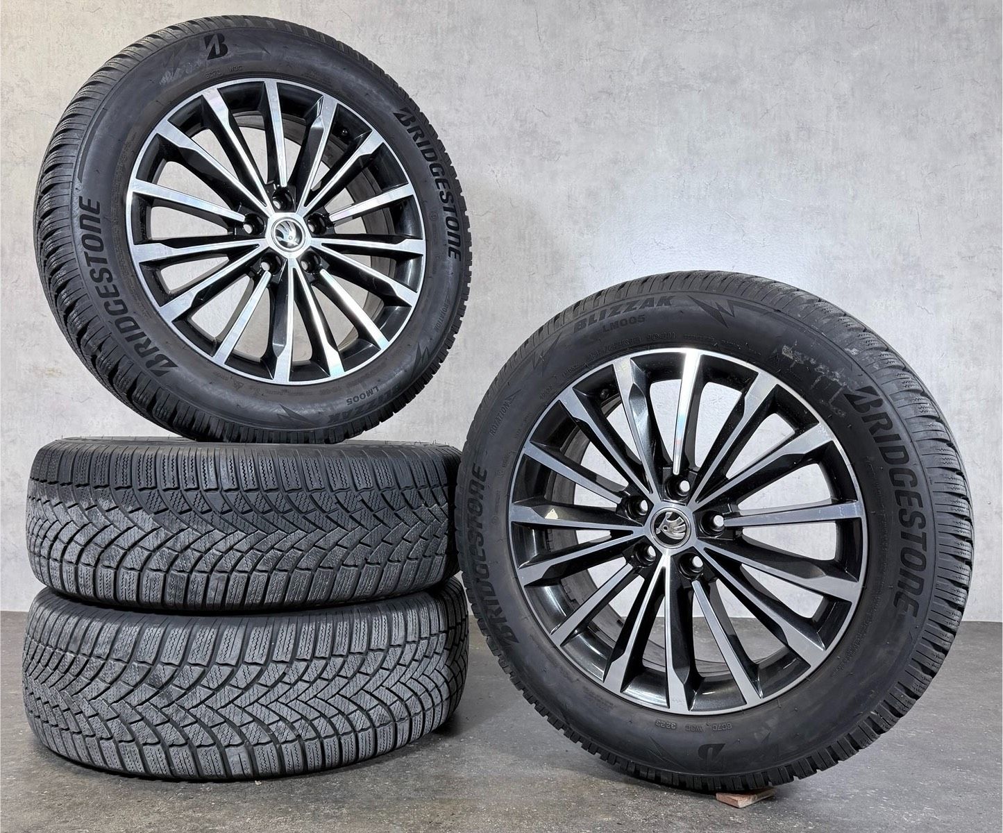ORIGINAL 18 ZOLL SKODA KODIAQ TRINITY WINTERREIFEN 565601025L