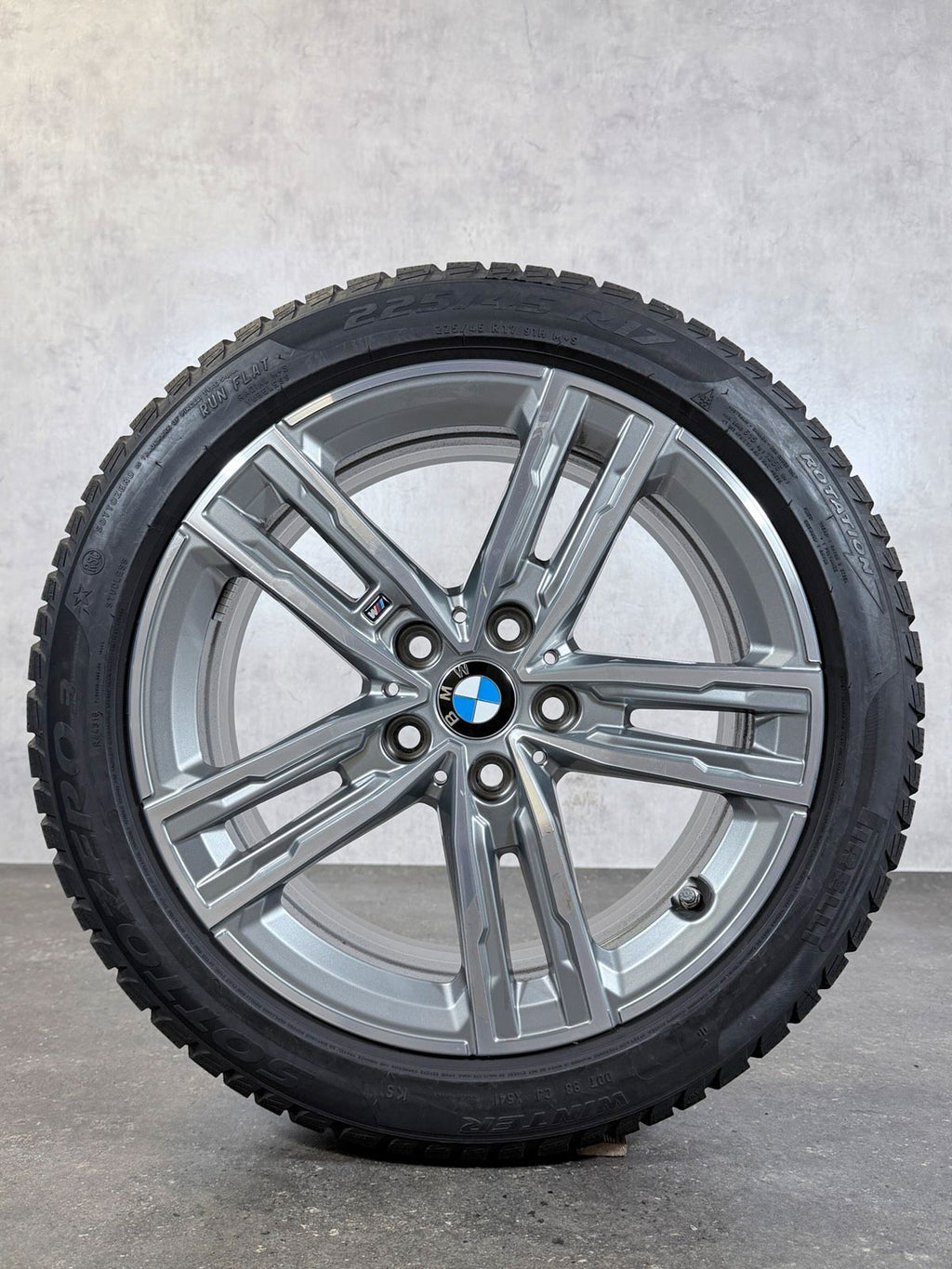 ORIGINAL 17 ZOLL BMW 1er F40 2er GC F44 M 550 WINTERREIFEN
