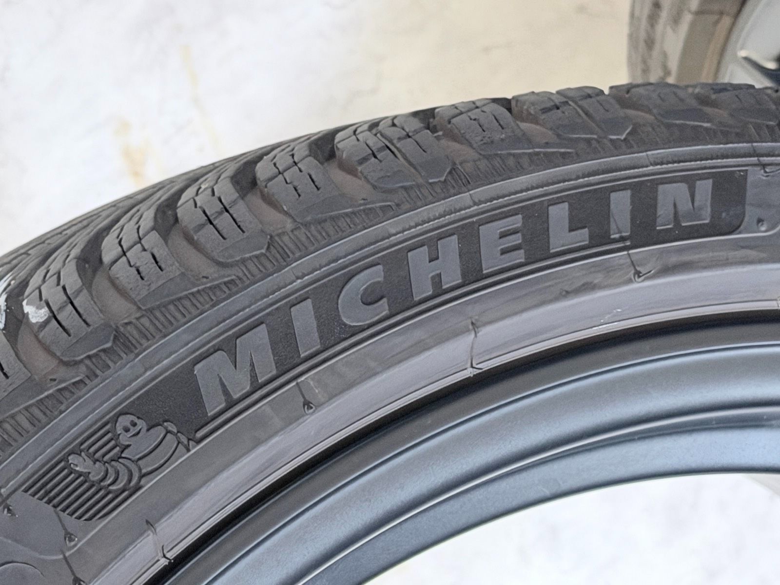ORIGINAL 20 21 ZOLL PORSCHE 992 GTS ZV SEIDEN MATT WINTERREIFEN
