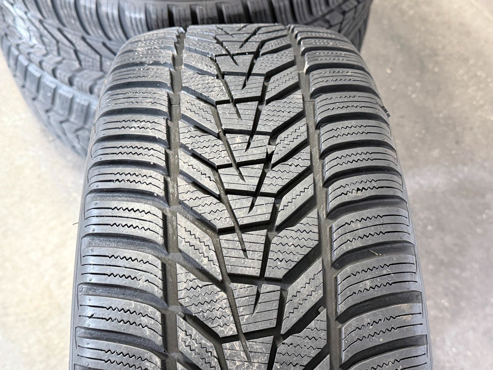 ORIGINAL 19 ZOLL BMW iX1 X1 U11 X2 U10 STYLING 871M WINTERREIFEN
