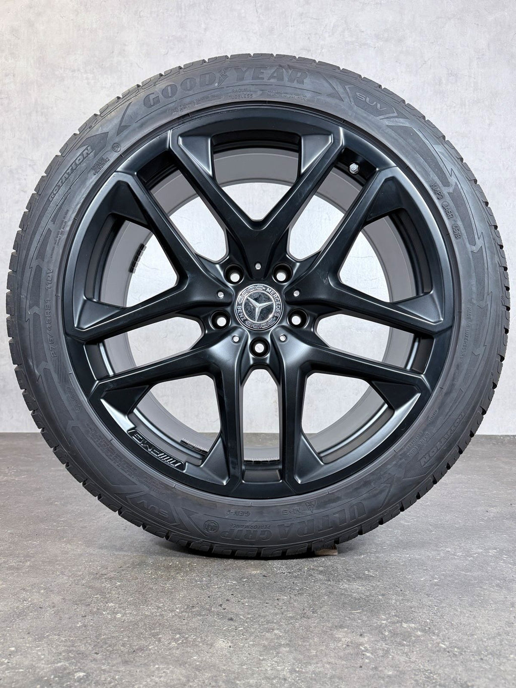 ORIGINAL 21 ZOLL MERCEDES G-KLASSE G63 W463 W465 WINTERREIFEN AMG