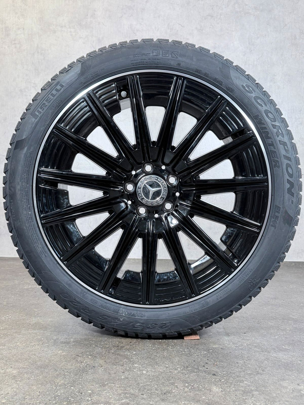 ORIGINAL 20 ZOLL MERCEDES GLA H247 GLB X247 AMG WINTERREIFEN