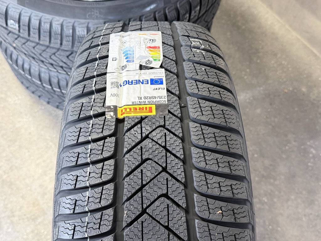 NEU ORIGINAL 20 ZOLL MERCEDES AMG GLA GLB H247 X247 WINTERREIFEN