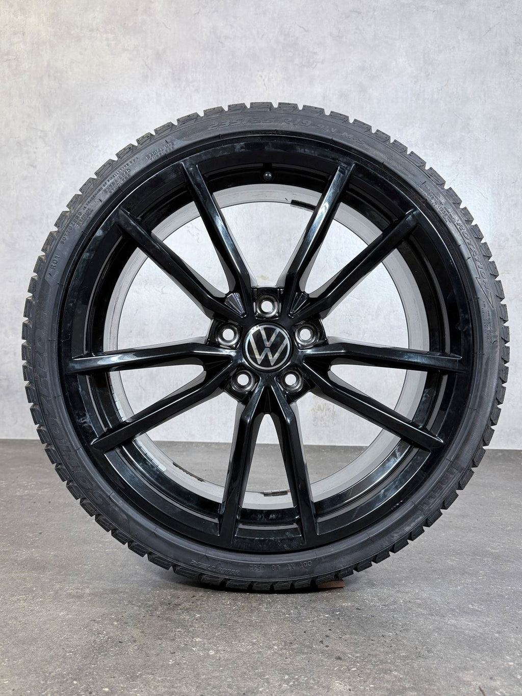 ORIGINAL 19 ZOLL VW GOLF 7 VII PRETORIA WINTERREIFEN RÄDER