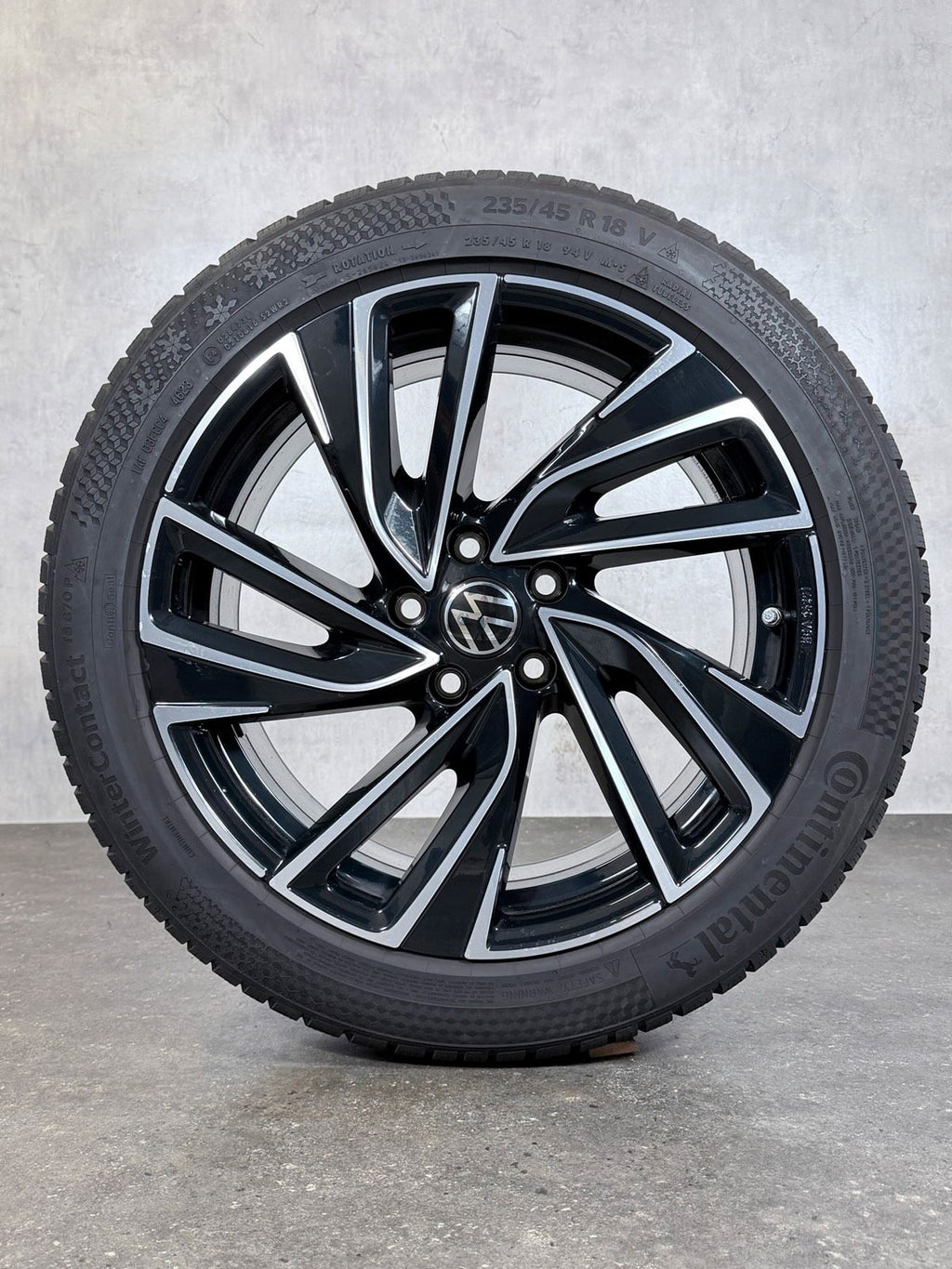 ORIGINAL 18 ZOLL VW PASSAT 3J ADELAIDE WINTERREIFEN
