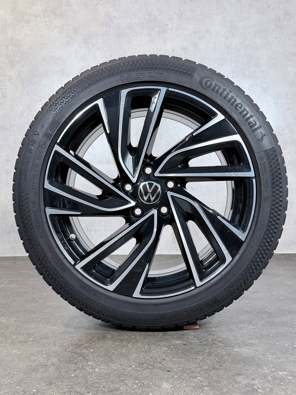 ORIGINAL 18 ZOLL VW PASSAT 3J ADELAIDE WINTERREIFEN