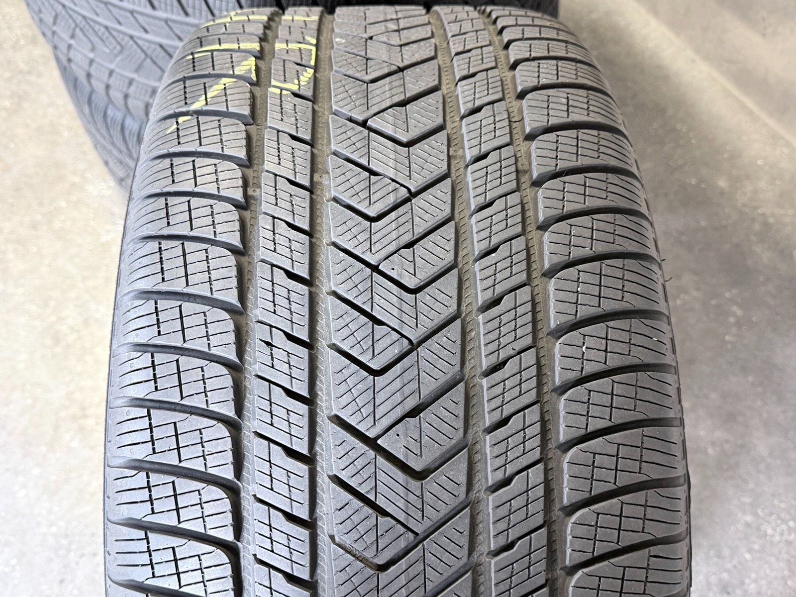 ORIGINAL 21 ZOLL PORSCHE CAYENNE COUPÉ SPYDER WINTERREIFEN