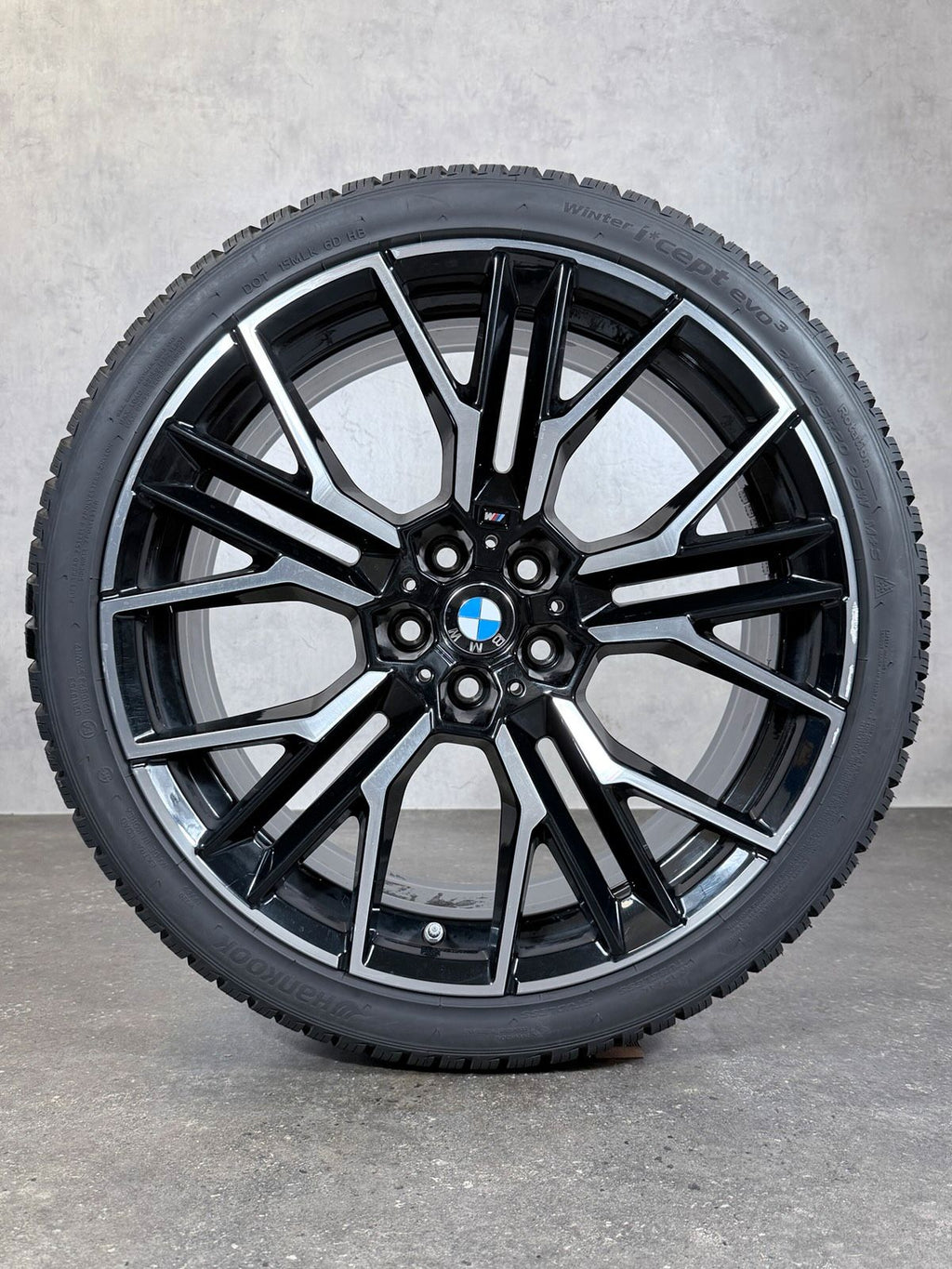 ORIGINAL 20 ZOLL BMW 8er G14 G15 G16 M 894 WINTERREIFEN 5A07083