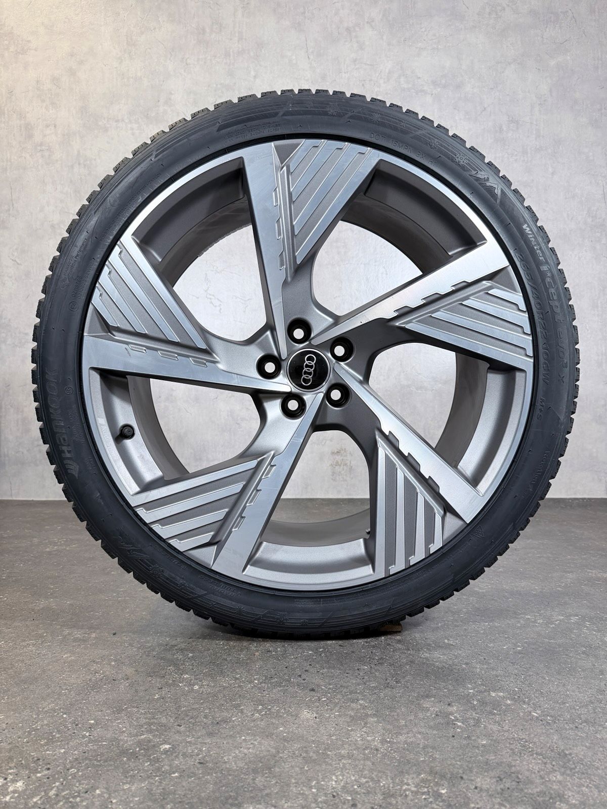 ORIGINAL 22 ZOLL AUDI E TRON Q8 GEN WINTERREIFEN BLADE