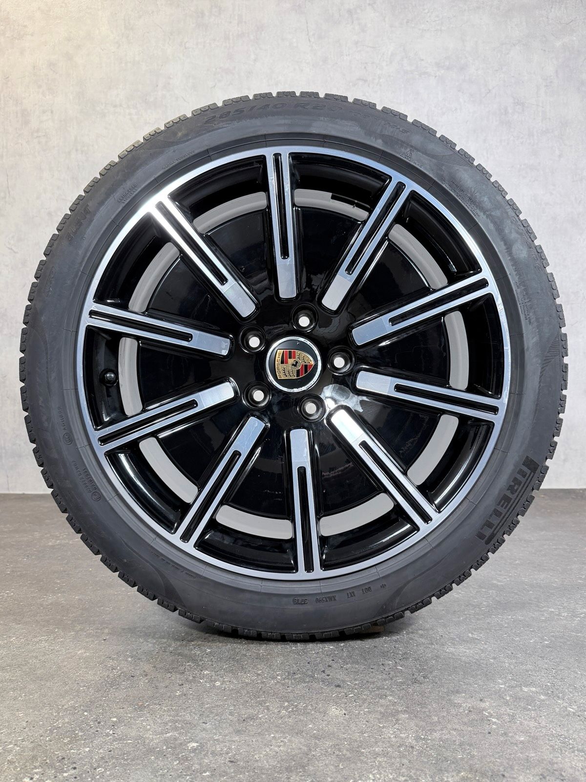 ORIGINAL 20 ZOLL PORSCHE TAYCAN AERO CROSS TURISMO WINTERREIFEN