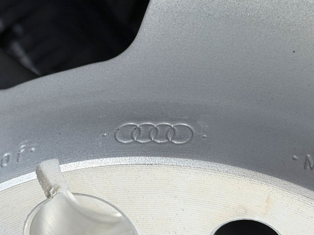 NEU ORIGINAL 17 ZOLL AUDI A4 8W B9 8W0601025 WINTERREIFEN