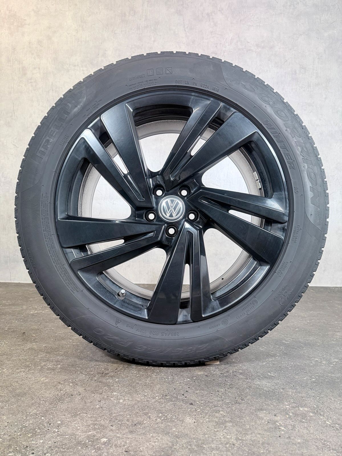 ORIGINAL 20 ZOLL VW TOUAREG III CR7 NEVADA WINTERREIFEN