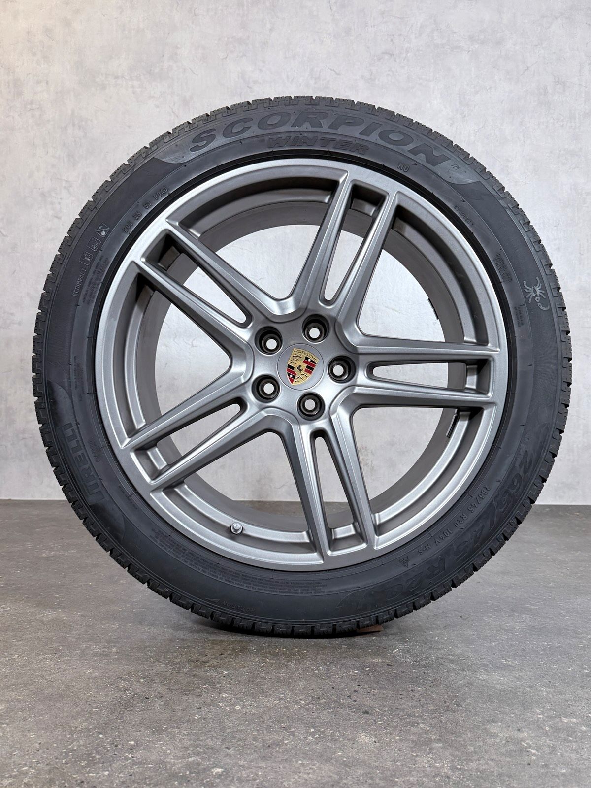 ORIGINAL 20 ZOLL PORSCHE MACAN II III 95B GRAU WINTERREIFEN
