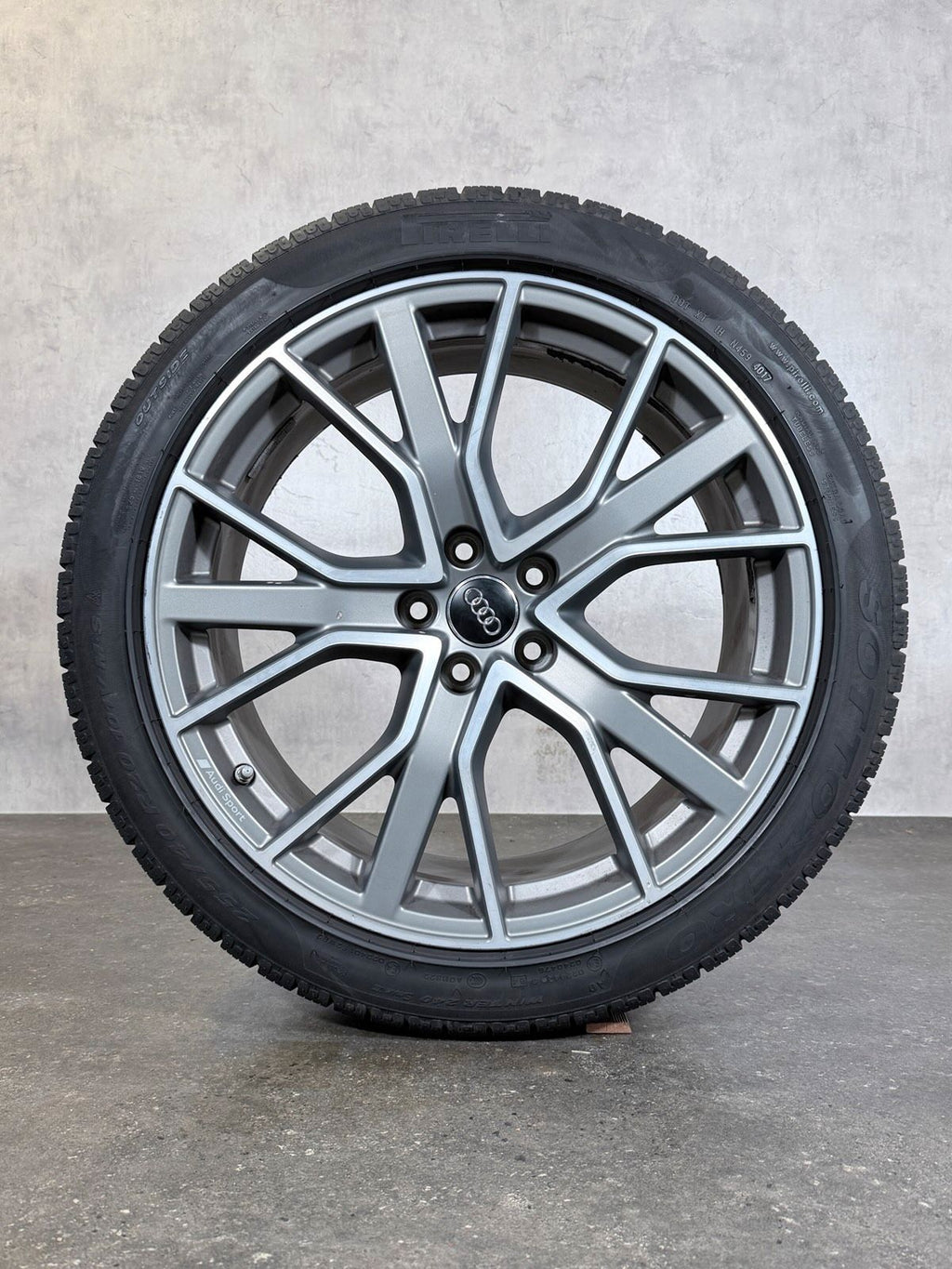 ORIGINAL 20 ZOLL AUDI Q3 SQ3 RSQ3 83A Y SPEICHE WINTERREIFEN