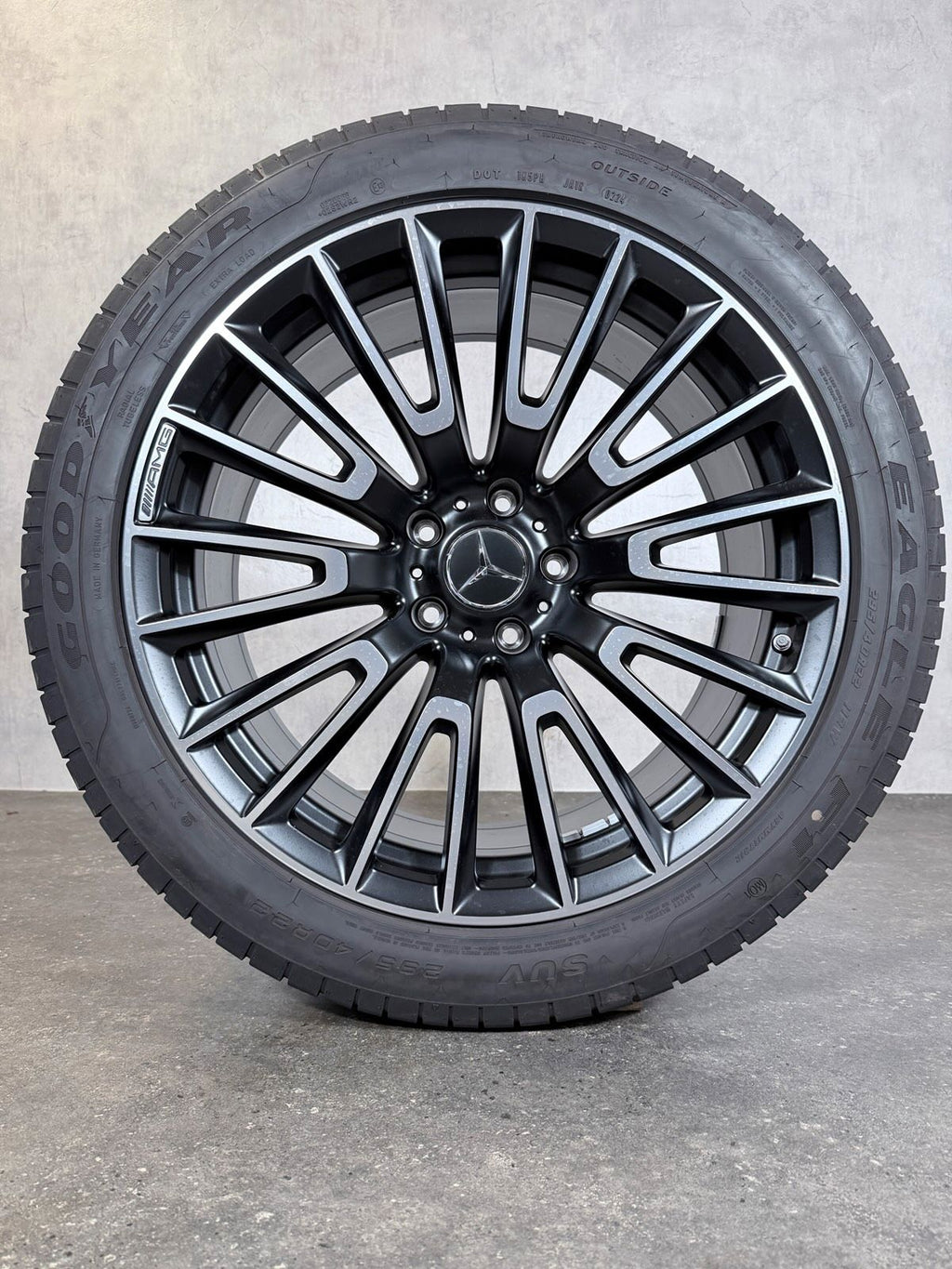 ORIGINAL 22 ZOLL MERCEDES G63 W465 AMG SOMMERREIFEN G-KLASSE