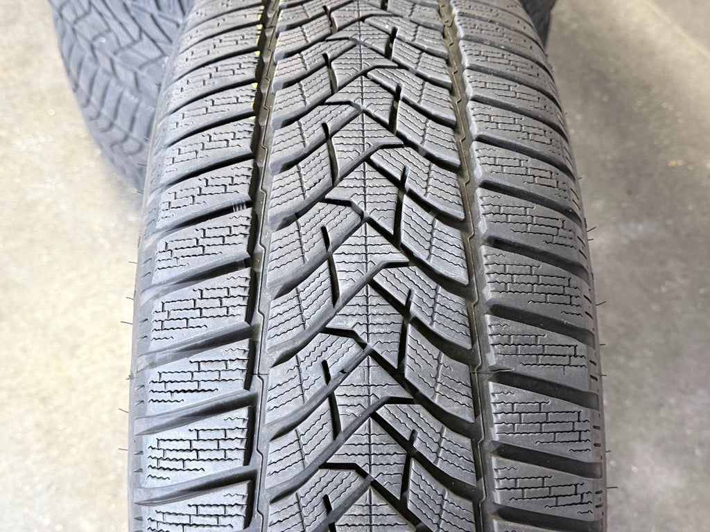 ORIGINAL 18 ZOLL VW T6 T6.1 SPRINGFIELD SCHWARZ WINTERREIFEN