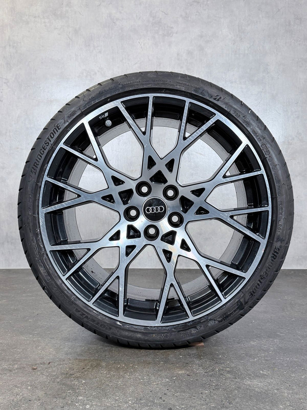 ORIGINAL 19 ZOLL AUDI RS3 RS 3 8Y PERF. SOMMERREIFEN 8Y0601025 BR