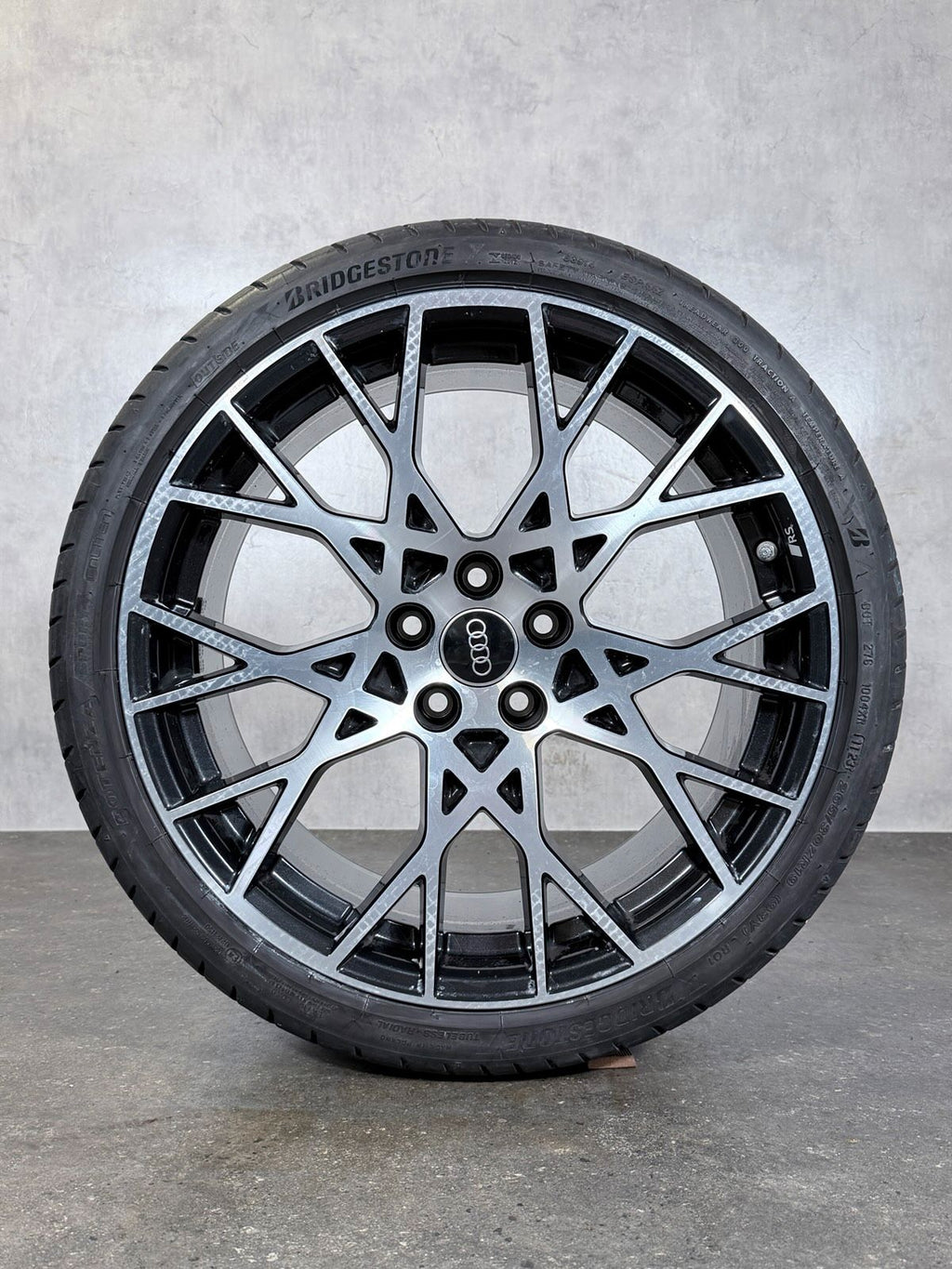 ORIGINAL 19 ZOLL AUDI RS3 RS 3 8Y PERF. SOMMERREIFEN 8Y0601025 BR