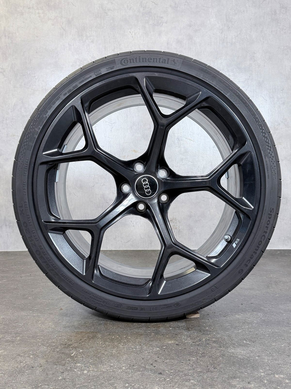 ORIGINAL 20 ZOLL AUDI RS4 RS5 8W B9 PERFORMANCE SOMMERREIFEN