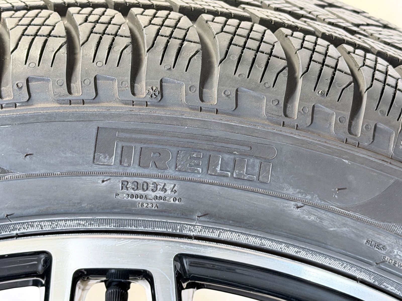 ORIGINAL 21 ZOLL PORSCHE MACAN II III RS SPYDER WINTERREIFEN 95B