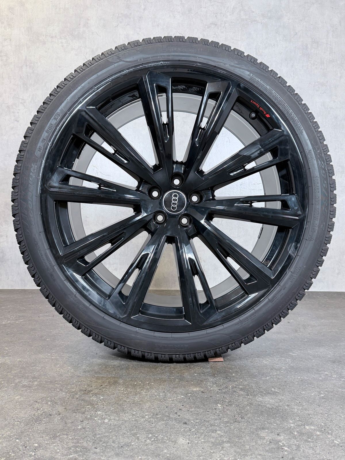 ORIGINAL 23 ZOLL AUDI Q8 SQ8 4M8 TRAPEZ WINTERREIFEN