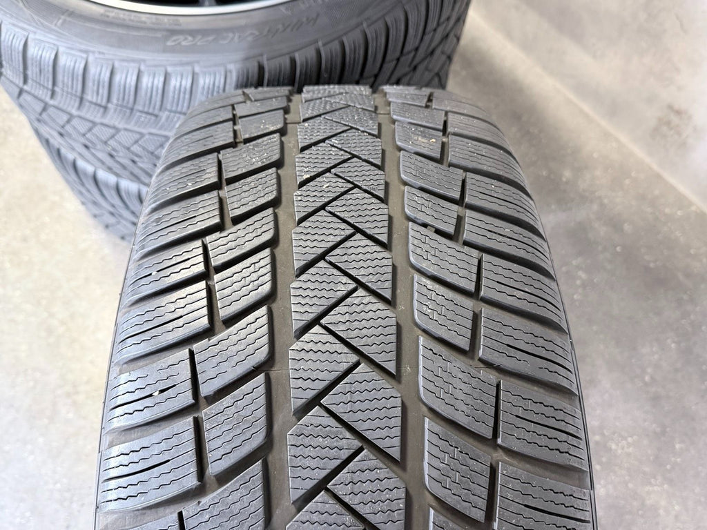 ORIGINAL 22 ZOLL MERCEDES G63 W463 W465 WINTERREIFEN AMG