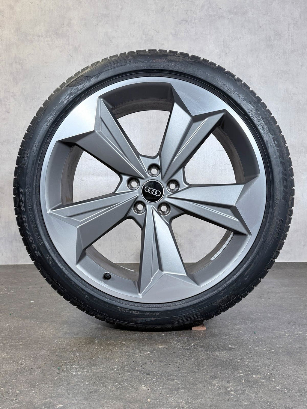 ORIGINAL 21 ZOLL AUDI Q4 & SPORTBACK SPORT SOMMERREIFEN 89A