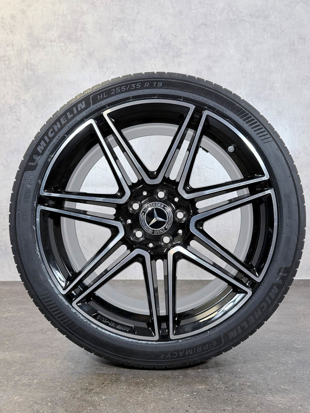 ORIGINAL 19 ZOLL MERCEDES C-KLASSE W206 S206 SOMMERREIFEN AMG