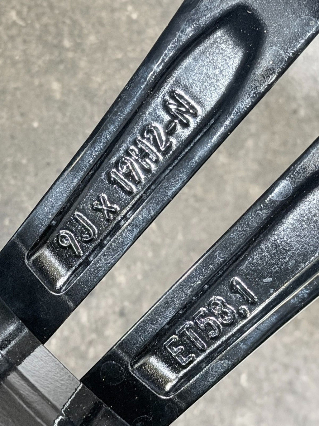 ORIGINAL 19 ZOLL MERCEDES C-KLASSE W206 S206 SOMMERREIFEN AMG