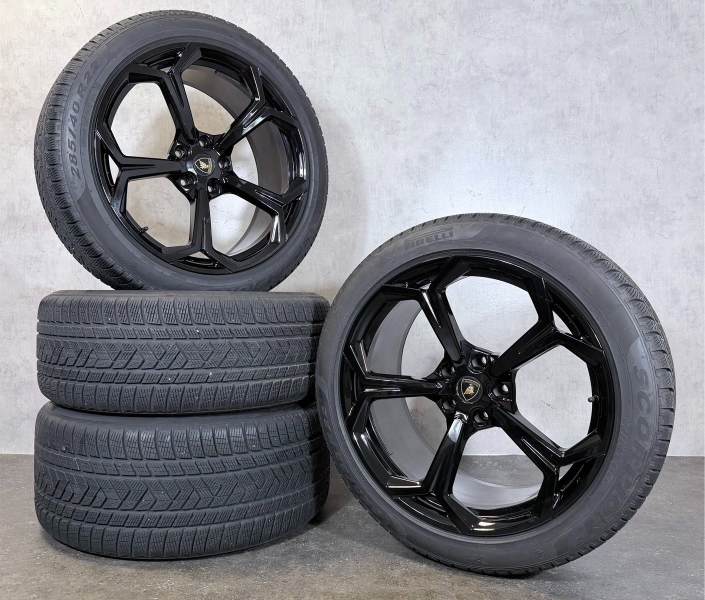 ORIGINAL 22 ZOLL LAMBORGHINI URUS WINTERREIFEN 4ML601025M