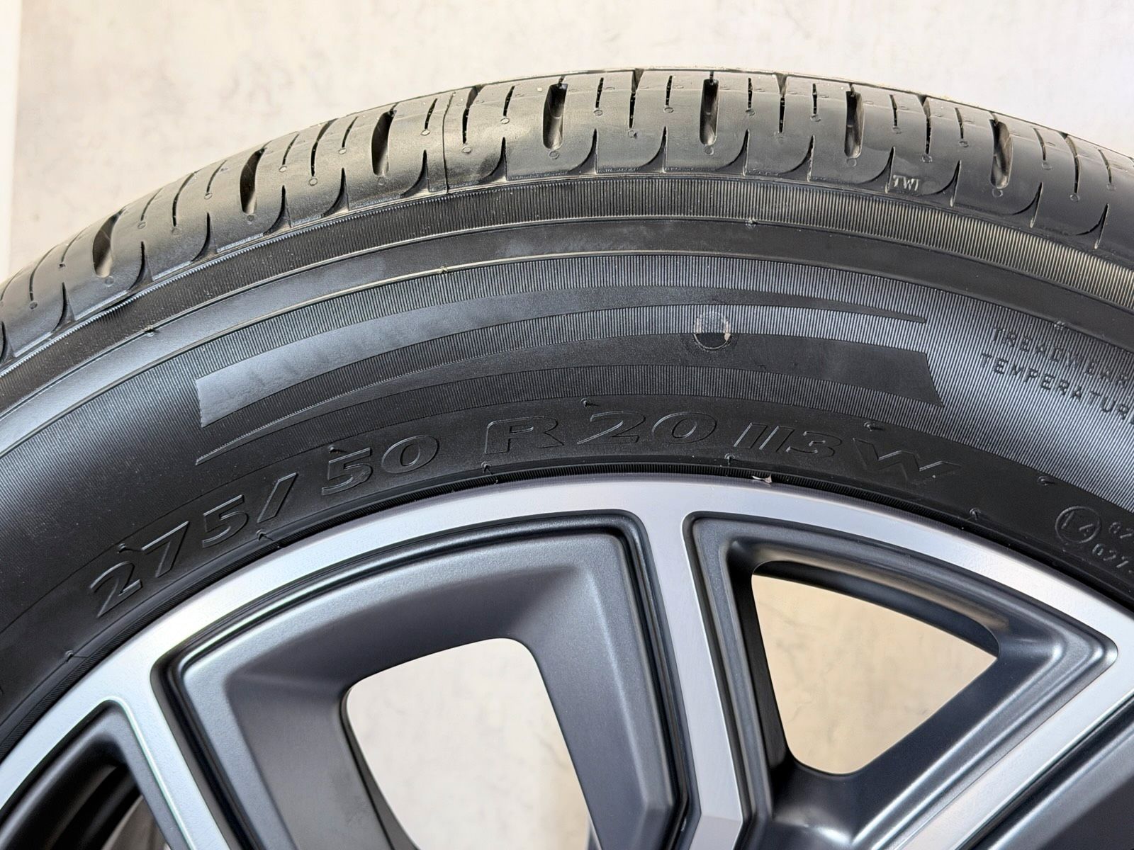ORIGINAL 20 ZOLL MERCEDES AMG G-KLASSE W465 SOMMERREIFEN NEU