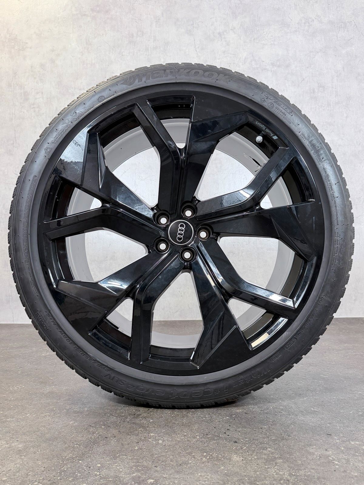 ORIGINAL 23 ZOLL AUDI SPORT RSQ8 RS Q8 4M8 WINTERREIFEN AP