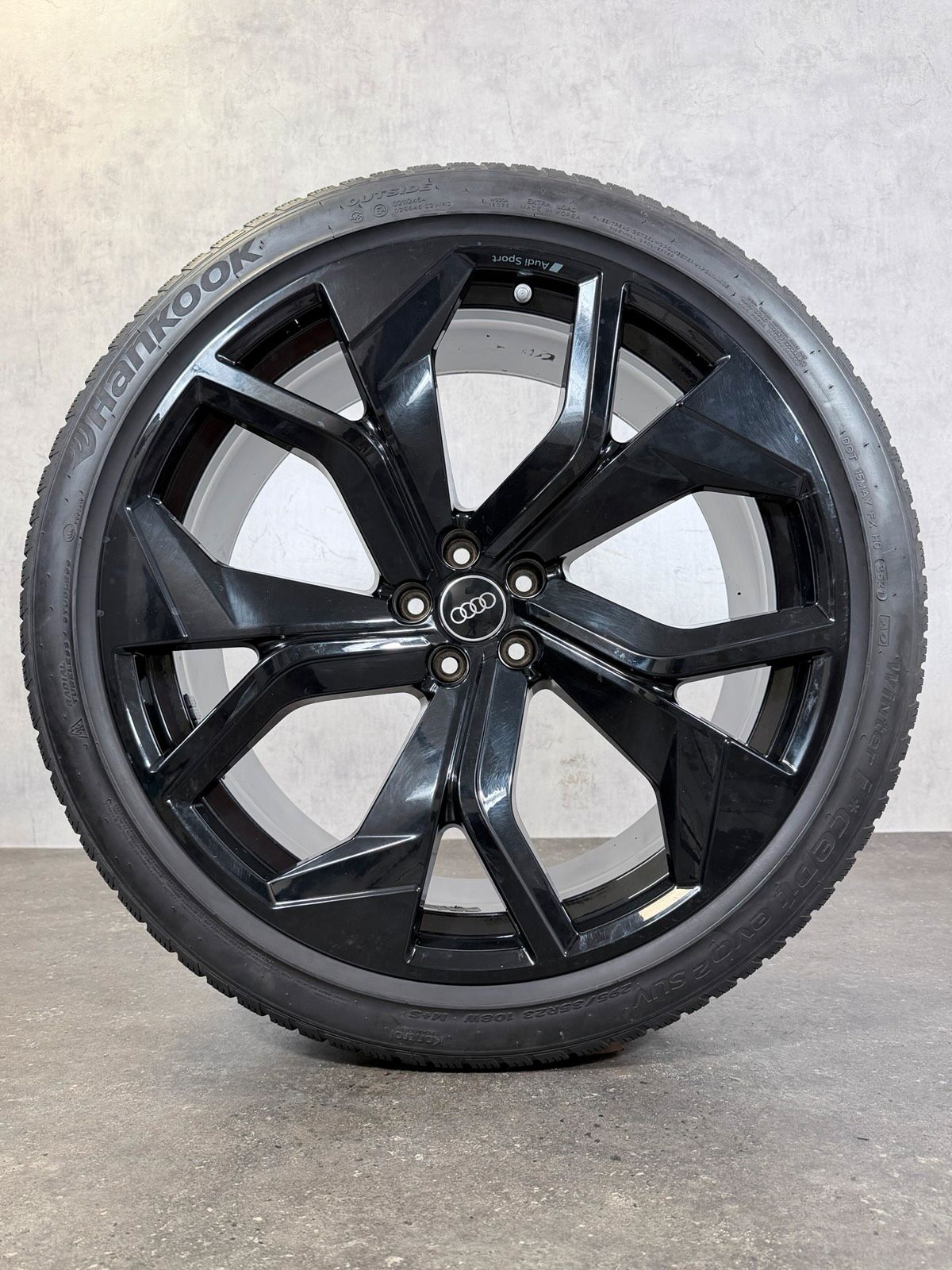ORIGINAL 23 ZOLL AUDI SPORT RSQ8 RS Q8 4M8 WINTERREIFEN AP