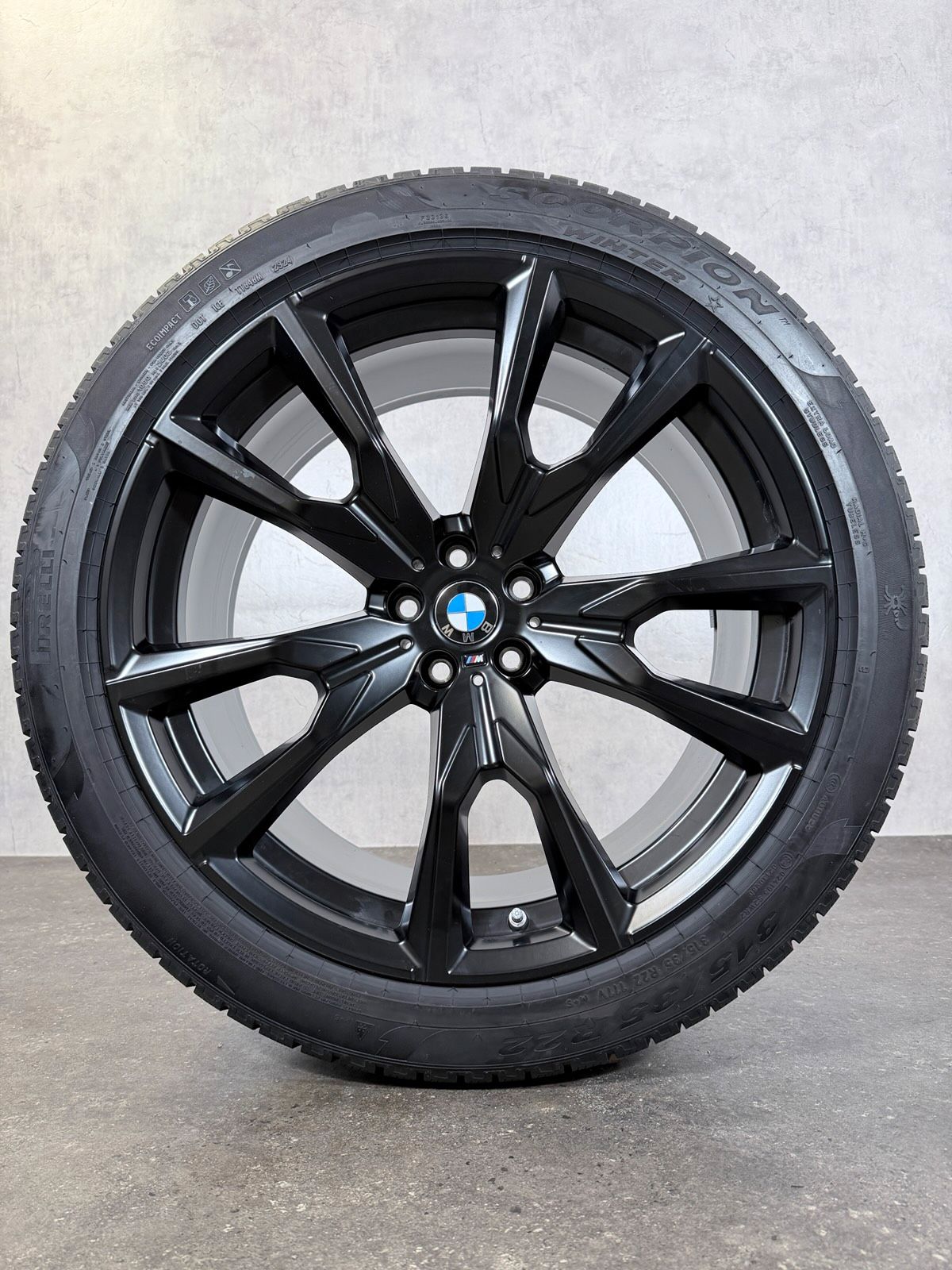 ORIGINAL 22 ZOLL BMW X7 G07 STYLING M 755 WINTERREIFEN
