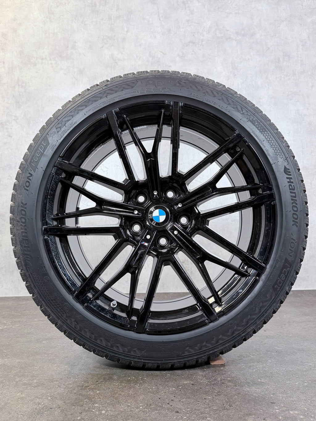 ORIGINAL 20 ZOLL BMW M5 G90 G99 STYLING M 951 WINTERREIFEN