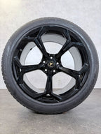 ORIGINAL 22 ZOLL LAMBORGHINI URUS WINTERREIFEN 4ML601025M