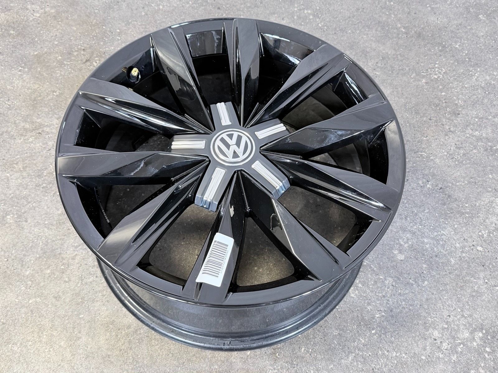 NEU ORIGINAL 18 ZOLL VW T6 T6.1 SPRINGFIELD FELGEN SCHWARZ 7E0601