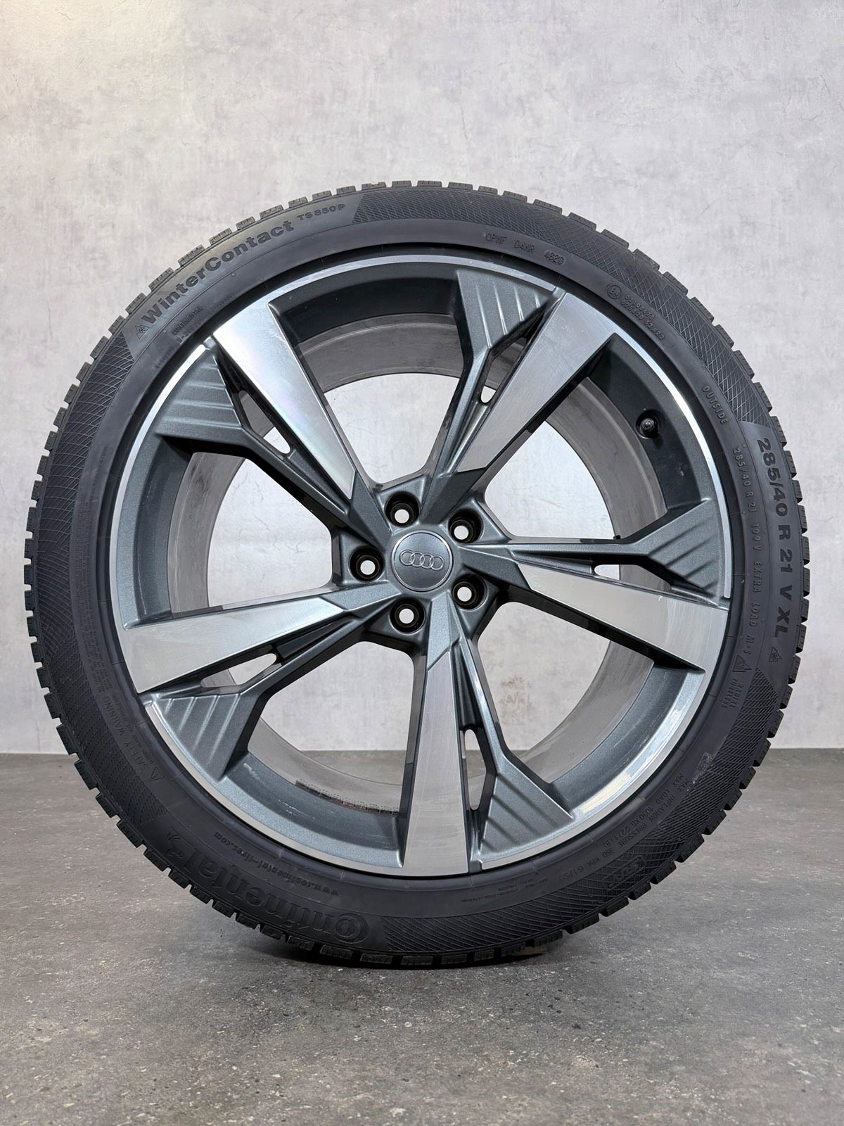 ORIGINAL 21 ZOLL AUDI Q8 E-TRON S GE SQ8 WINTERREIFEN 4KE601025H