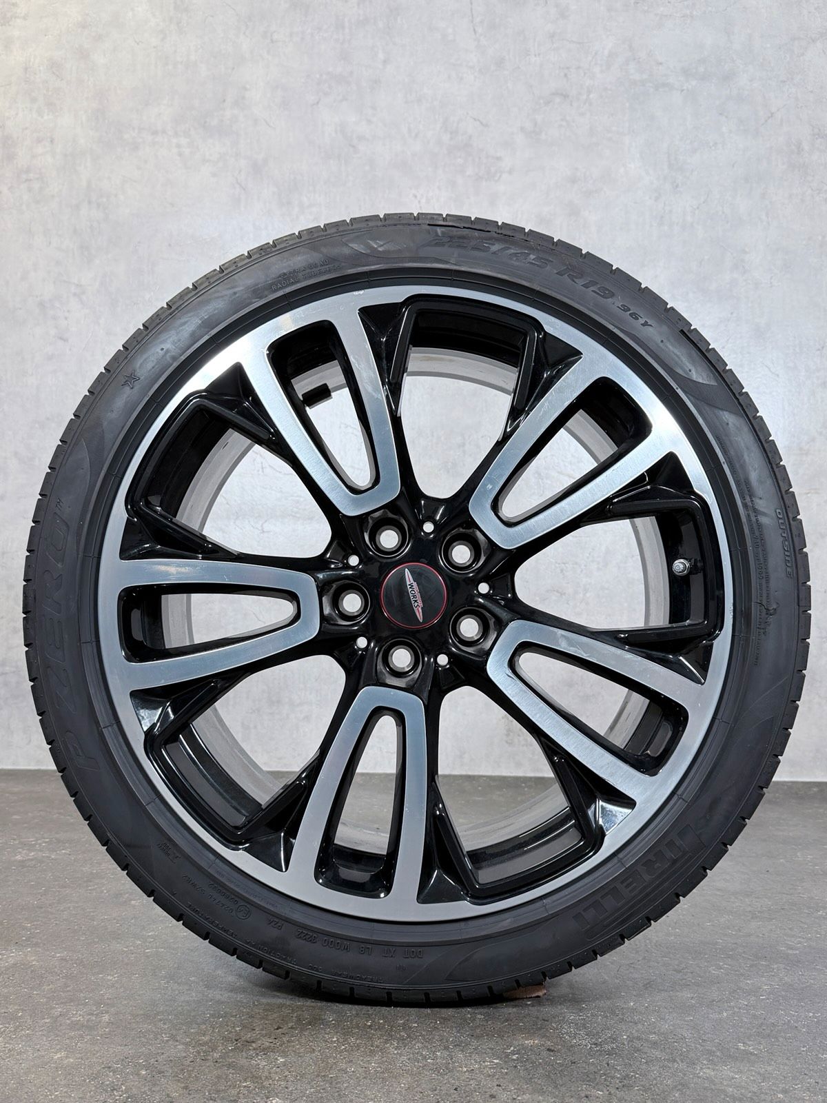 ORIGINAL 19 ZOLL MINI JCW COUNTRYMAN F60 592 SOMMERREIFEN