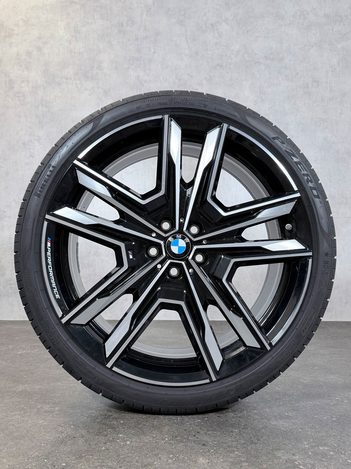 ORIGINAL 21 ZOLL BMW X1 iX1 U11 X2 U10 STYLING M 877 SOMMERREIFEN