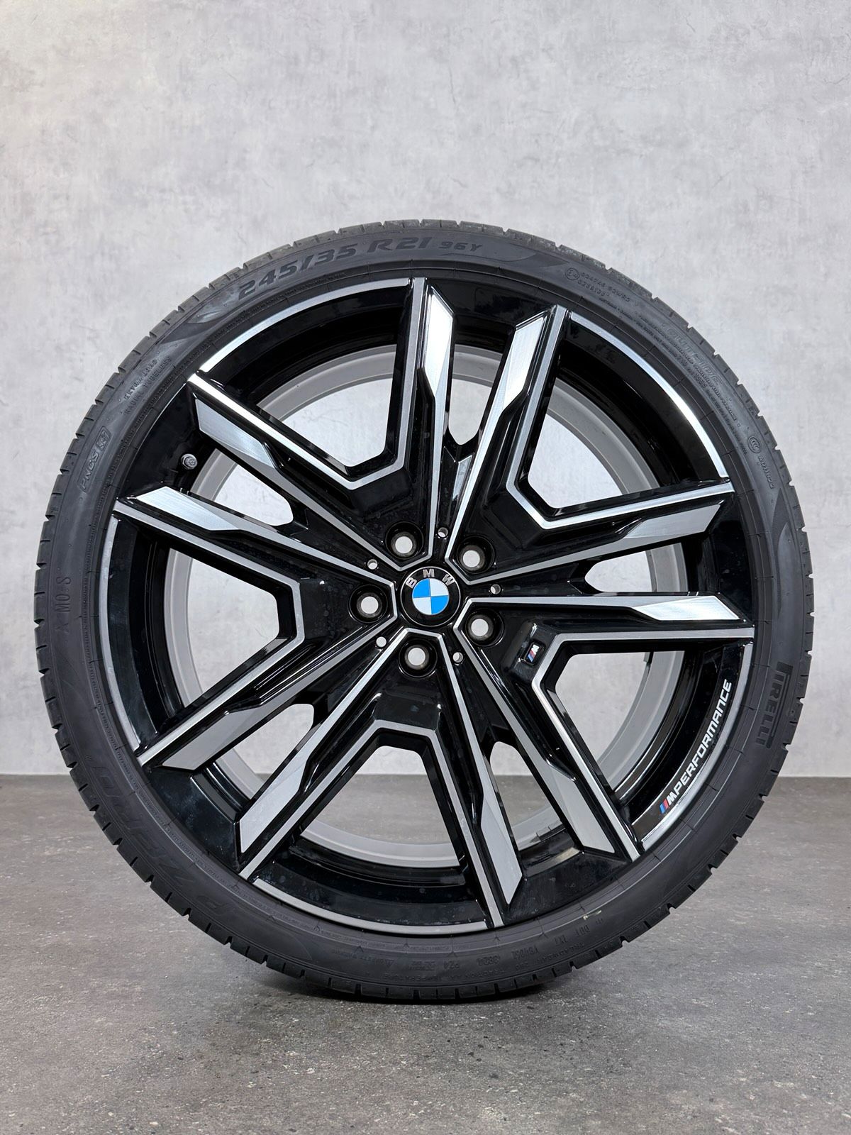 ORIGINAL 21 ZOLL BMW X1 iX1 U11 X2 U10 STYLING M 877 SOMMERREIFEN