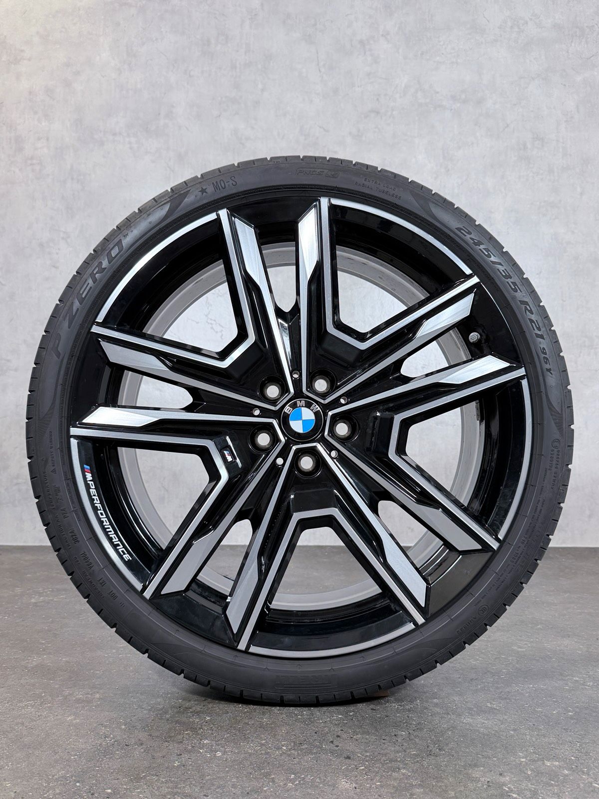 ORIGINAL 21 ZOLL BMW X1 iX1 U11 X2 U10 STYLING M 877 SOMMERREIFEN