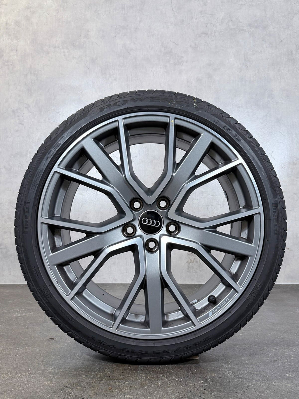 ORIGINAL 19 ZOLL AUDI A4 S4 8W B9 Y-SPEICHE SOMMERREIFEN