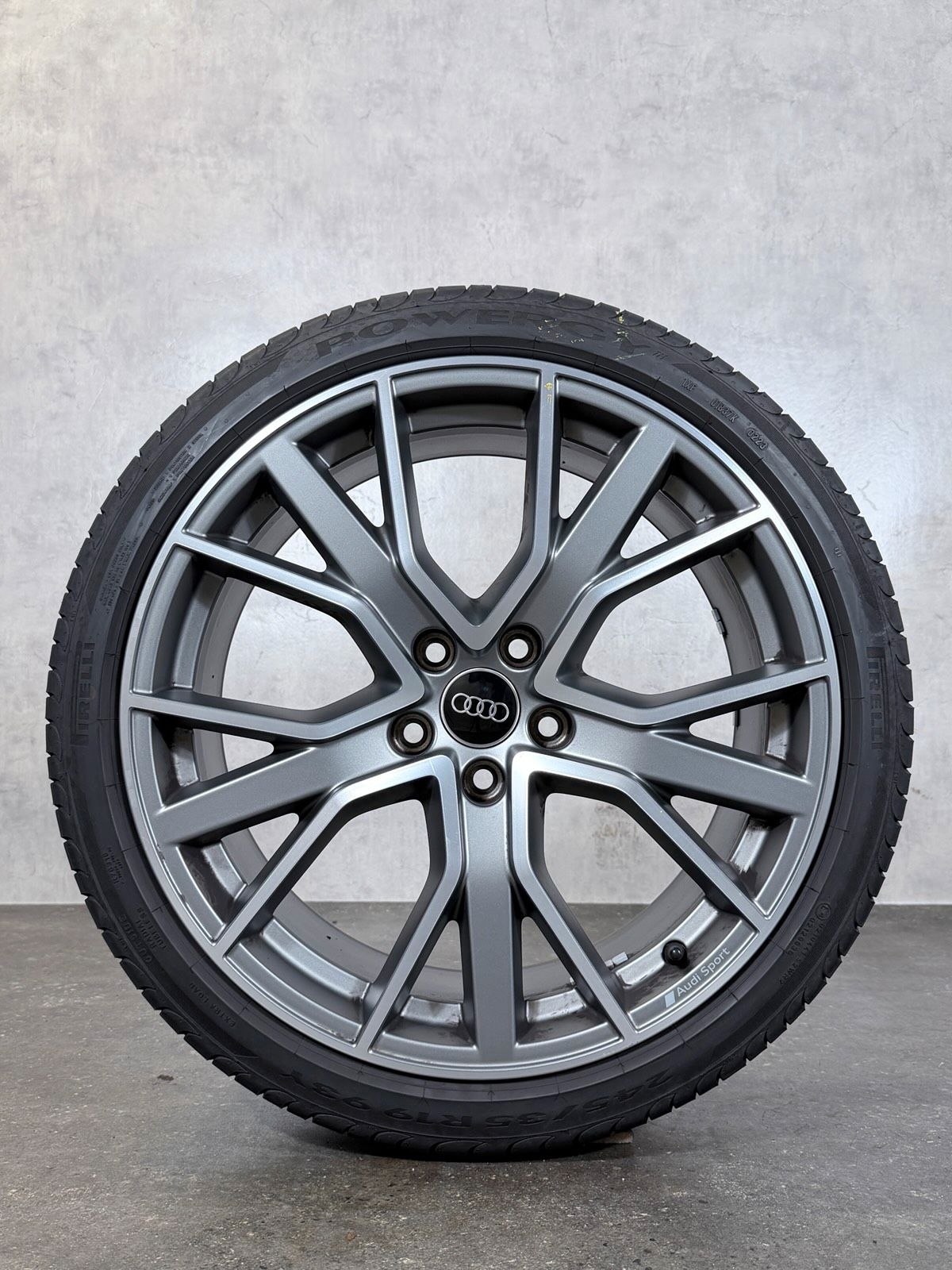 ORIGINAL 19 ZOLL AUDI A4 S4 8W B9 Y-SPEICHE SOMMERREIFEN