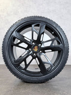 NEU ORIGINAL 21 ZOLL PORSCHE TAYCAN 9J1 CROSS WINTERREIFEN