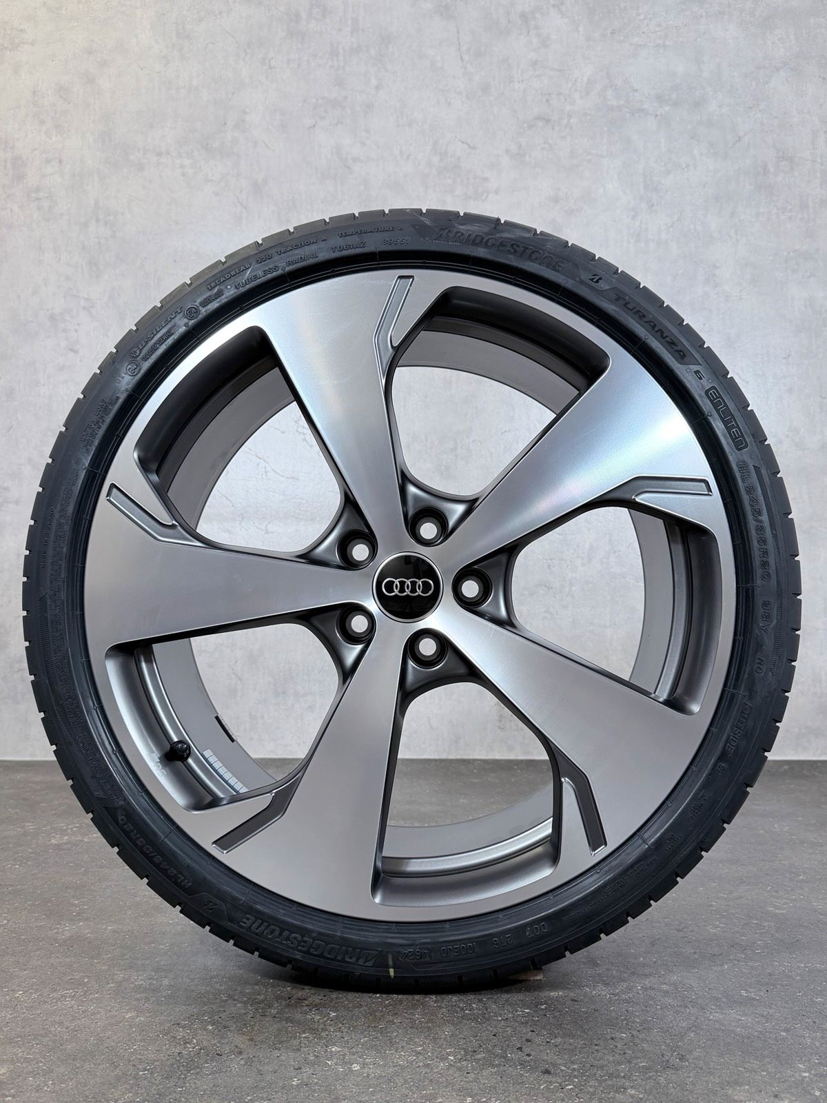 ORIGINAL NEU 20 ZOLL AUDI A5 8B3601025M SOMMERREIFEN
