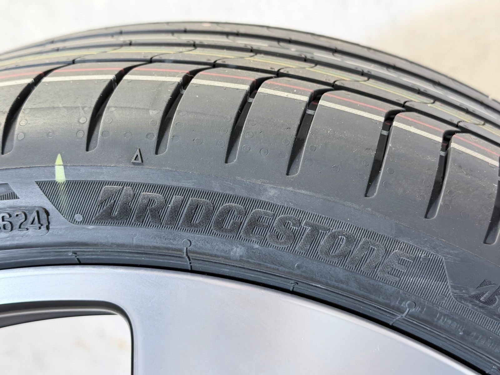 ORIGINAL NEU 20 ZOLL AUDI A5 8B3601025M SOMMERREIFEN