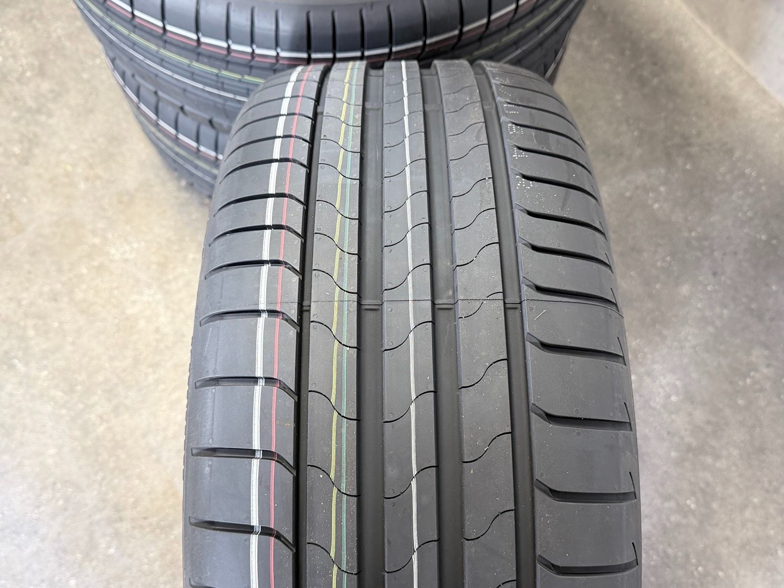 ORIGINAL NEU 20 ZOLL AUDI A5 8B3601025M SOMMERREIFEN