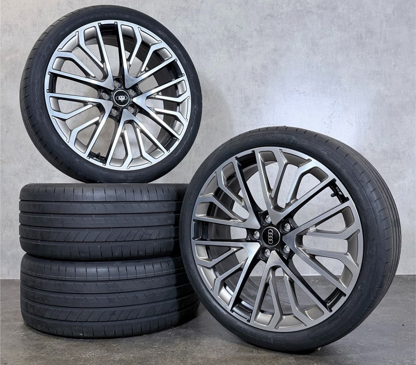 NEU ORIGINAL 20 ZOLL AUDI A5 8B3601025Q SOMMERREIFEN SOMMERRÄDER