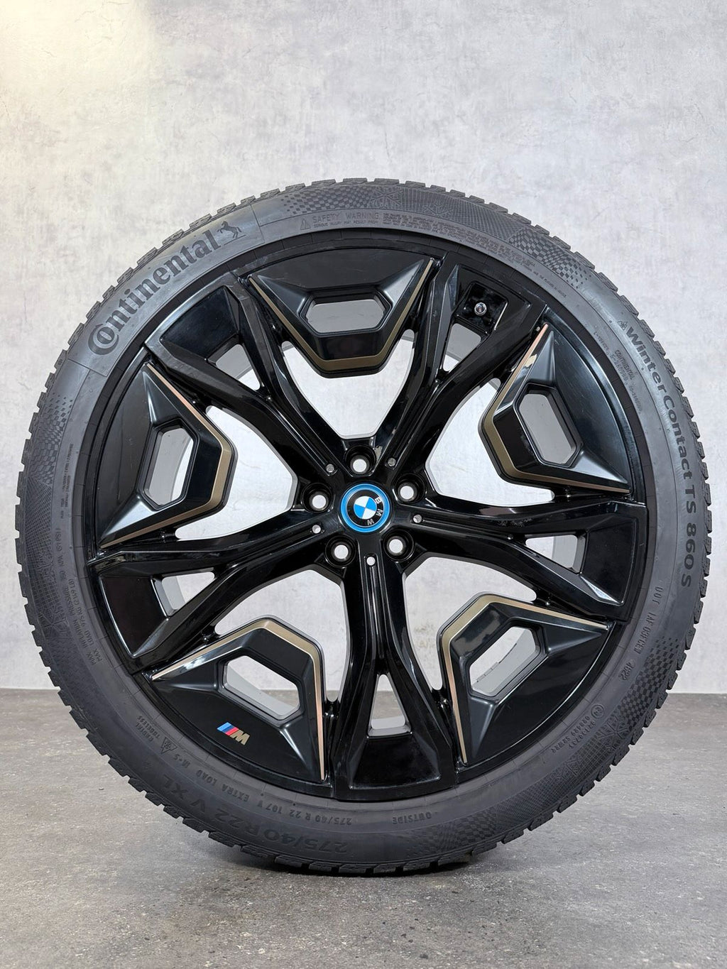 ORIGINAL 22 ZOLL BMW iX i20 STYLING M 1021 WINTERREIFEN